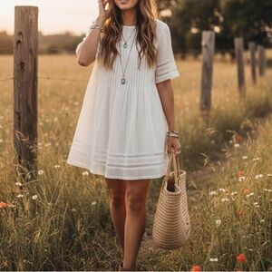 Knot Sisters Gauze Shift Silhouette Dress in Off-white Size Small